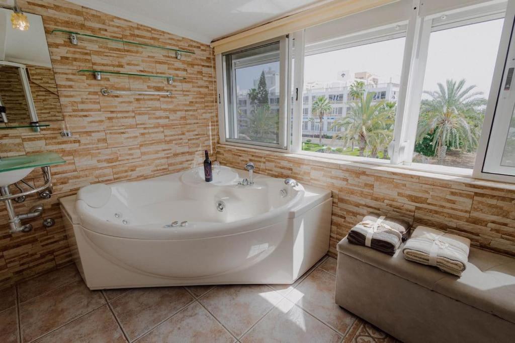 Adosado En Costa Adeje Apartment Плая де лас Америкас Екстериор снимка